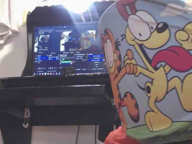 zoedoll webcam