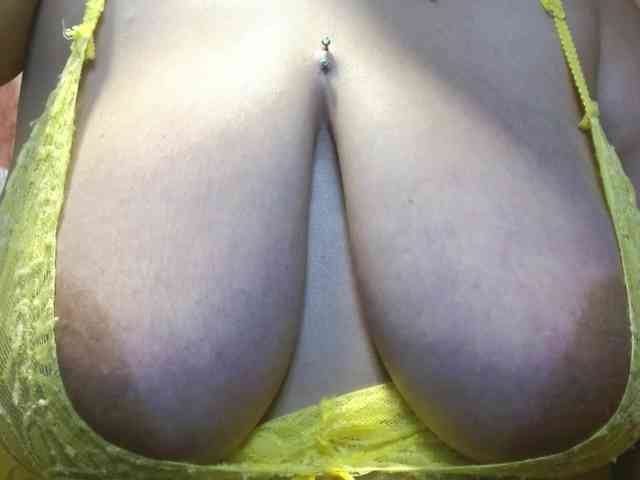 zoedoll webcam