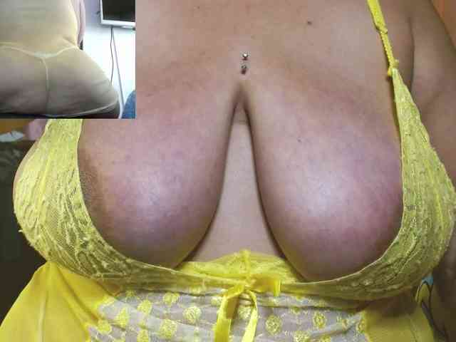 zoedoll webcam
