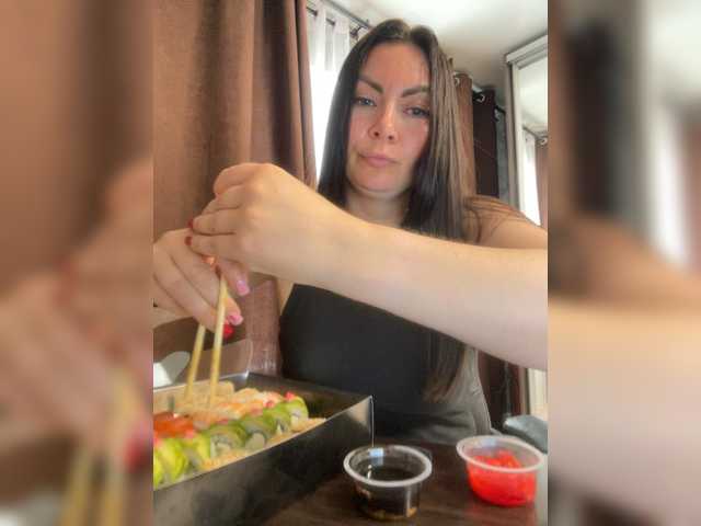 Katerinagreiz live cam on BongaCams
