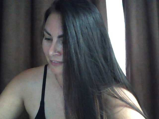 Katerinagreiz live cam on BongaCams
