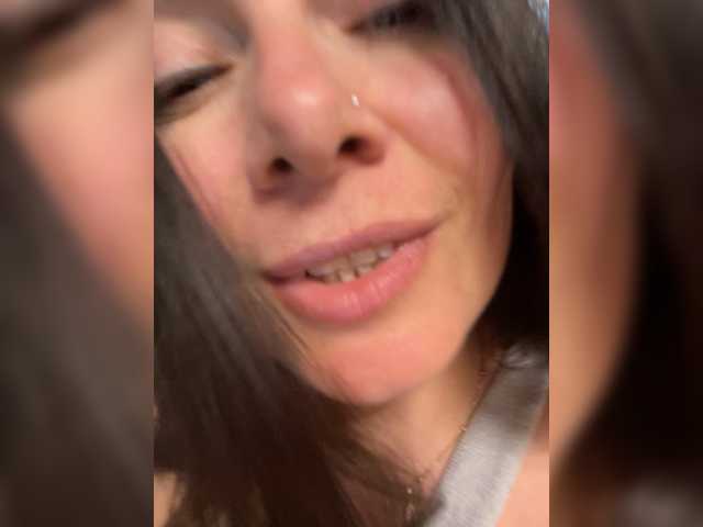 _Alexandra_ live cam preview