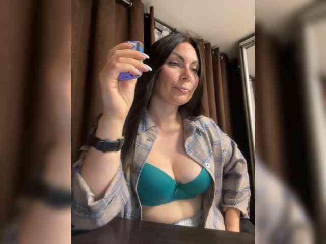 _Alexandra_ webcam