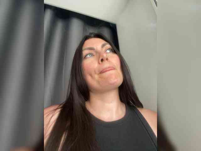 _Alexandra_ webcam