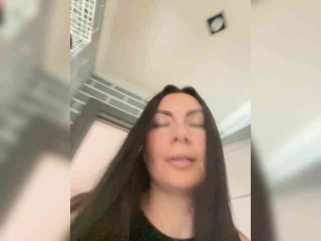 _Alexandra_ webcam