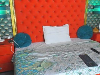 -VALERIIAA- Porn Show