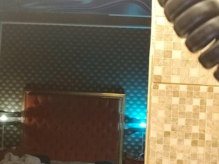 -VALERIIAA- Porn Show