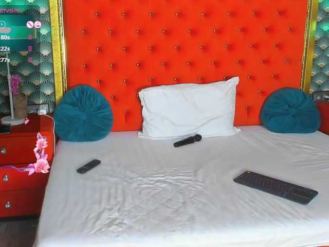 VallerieJones live cam on BongaCams