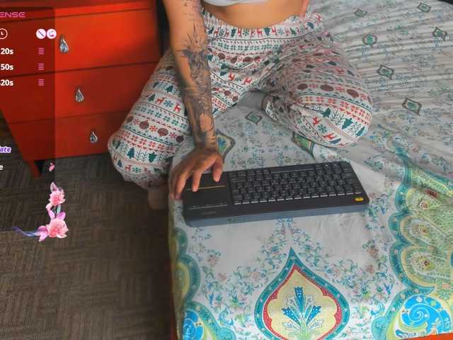 -VALERIIAA- live cam preview
