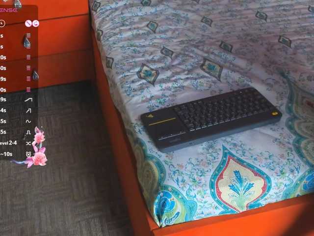 VallerieJones live cam on BongaCams