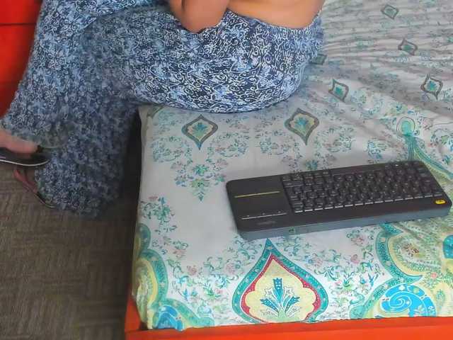 -VALERIIAA live cam