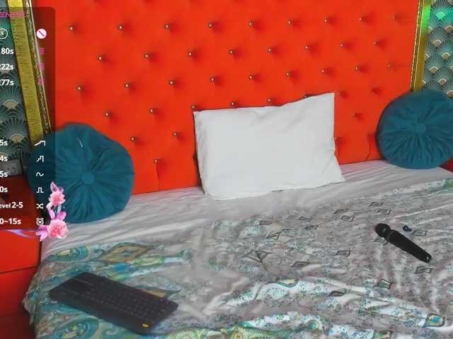 VallerieJones live cam on BongaCams