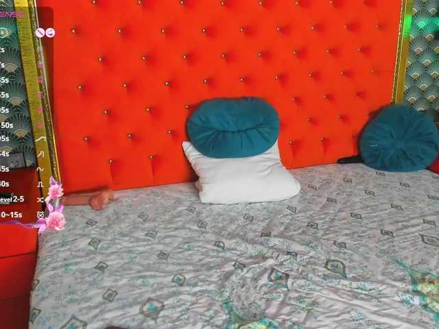 -VALERIIAA live cam