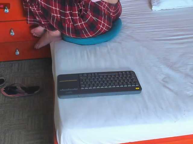 VallerieJones live webcam show
