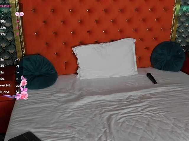 VallerieJones live cam on BongaCams
