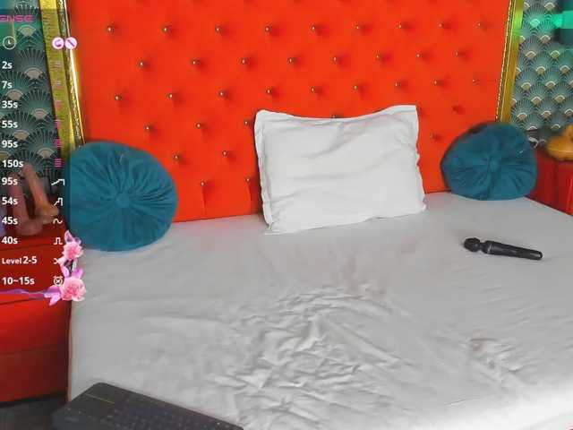VallerieJones live cam on BongaCams
