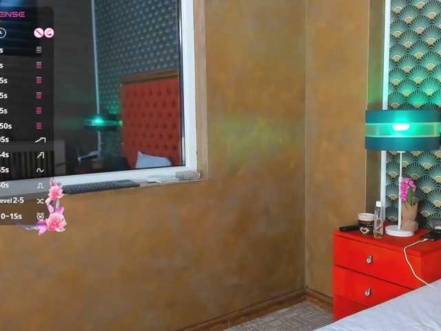 VallerieJones live cam on BongaCams
