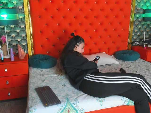 -VALERIIAA-