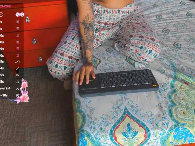 -VALERIIAA- live cam preview
