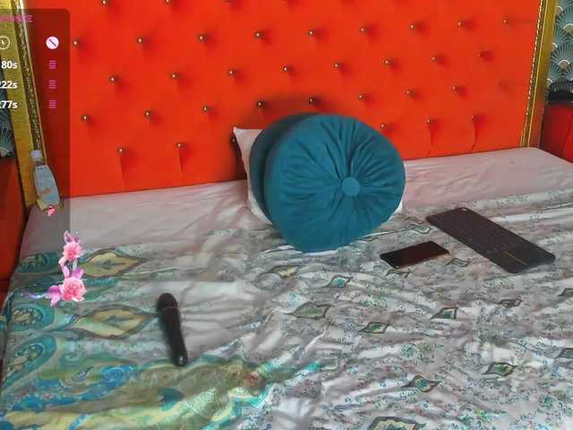 VallerieJones live cam on BongaCams