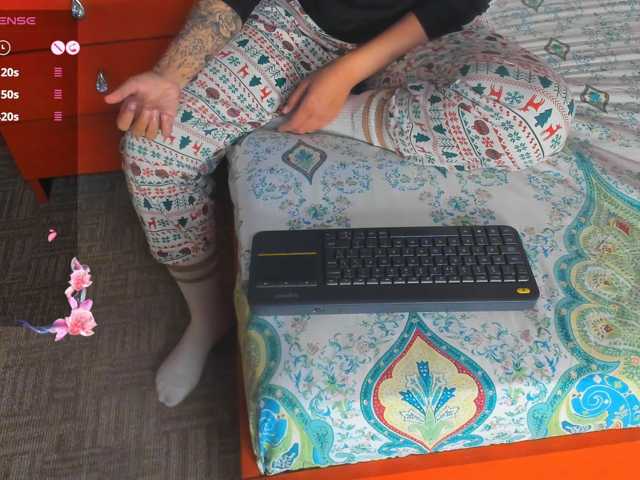 VallerieJones live cam on BongaCams