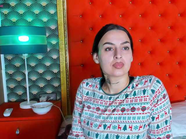 VallerieJones's BongaCams show and profile