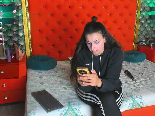 -VALERIIAA-