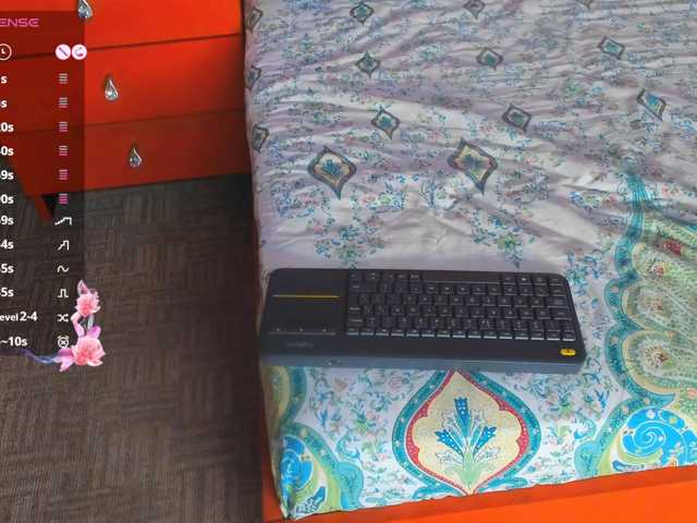 -VALERIIAA- live cam preview