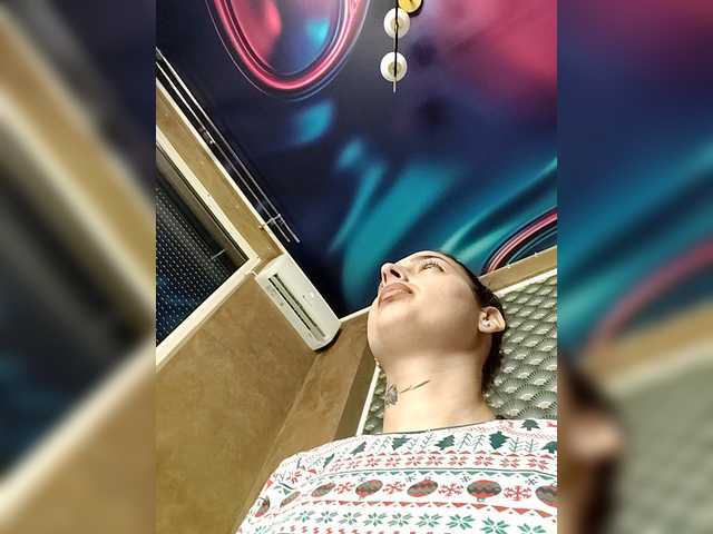 Preview of -valeriiaa-