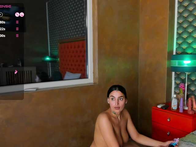 Preview of -valeriiaa-