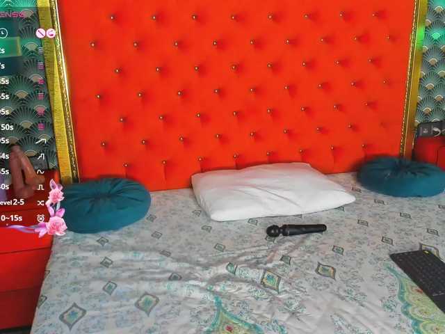 VallerieJones live cam on BongaCams