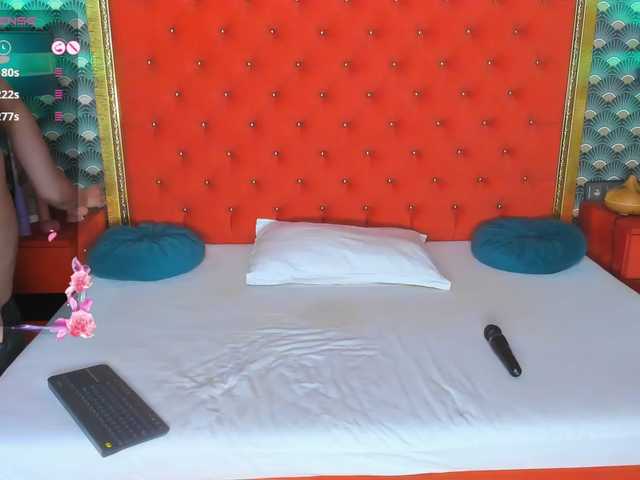 VallerieJones live cam on BongaCams