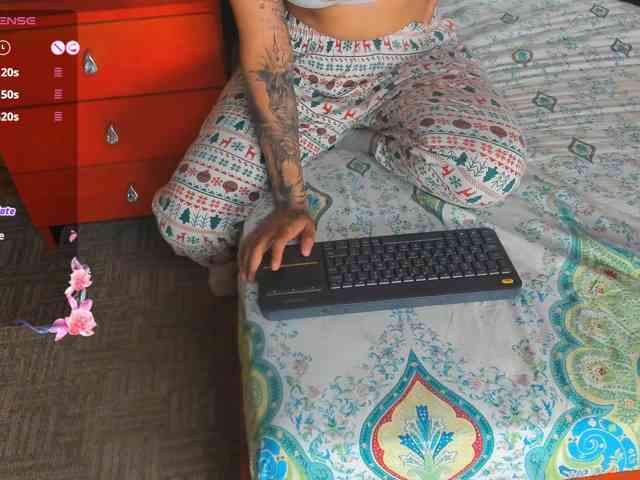 -VALERIIAA- webcam