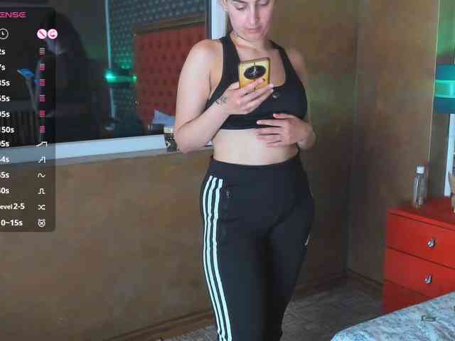 -VALERIIAA- webcam