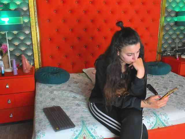-VALERIIAA- webcam