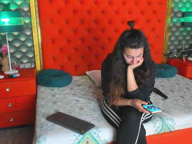 -VALERIIAA- webcam