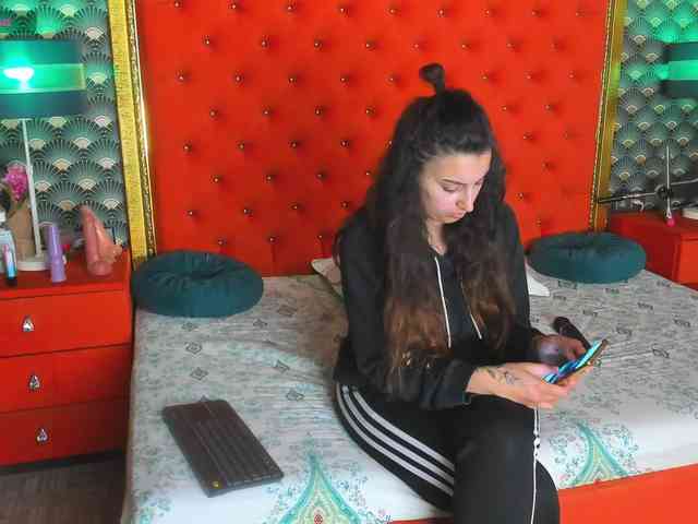 -VALERIIAA- webcam