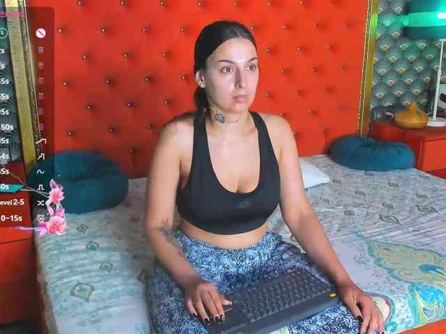 -VALERIIAA- webcam