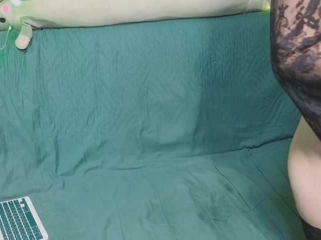 EkateRriga live cam on BongaCams