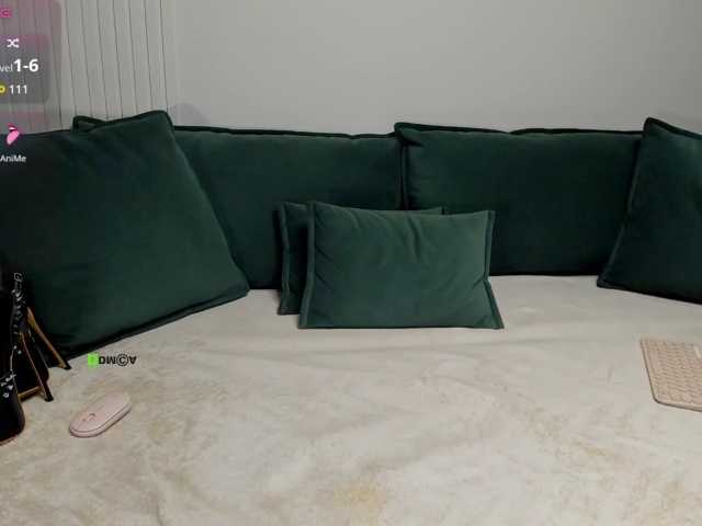 S0FlA live cam on BongaCams
