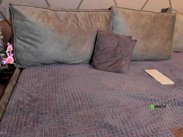 S0FlA live cam on BongaCams