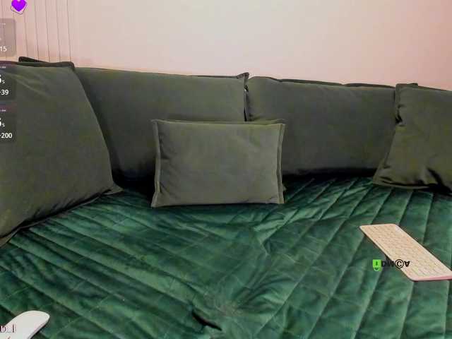 S0FlA live cam on BongaCams