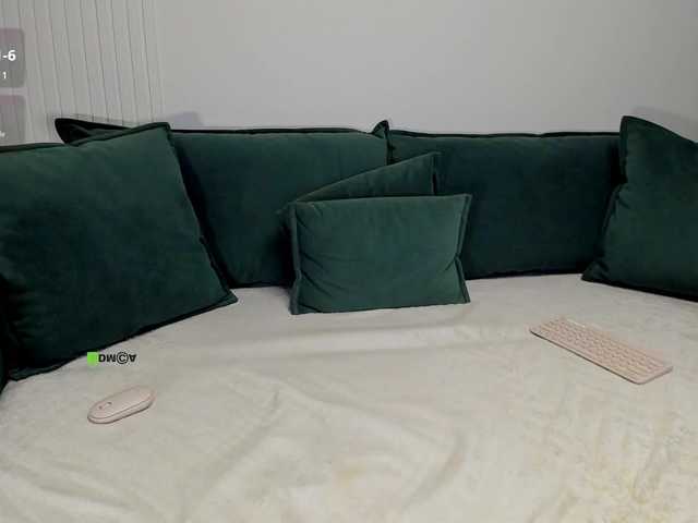 S0FlA live cam on BongaCams