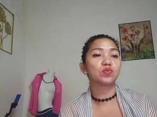Tina_Jade