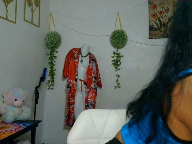 Tina_Jade