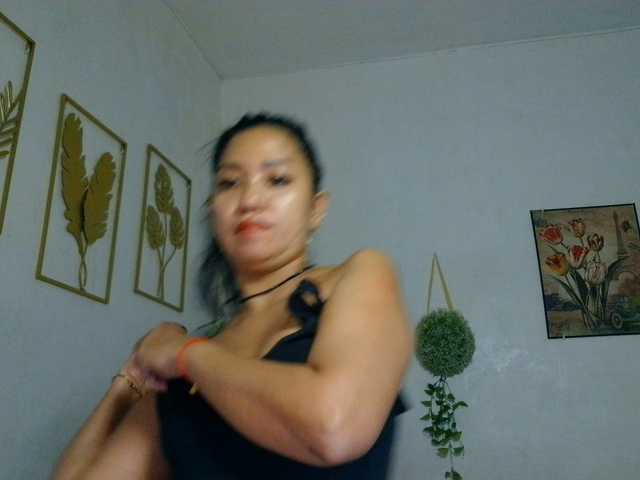Tina_Jade