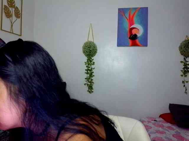 Tina_Jade