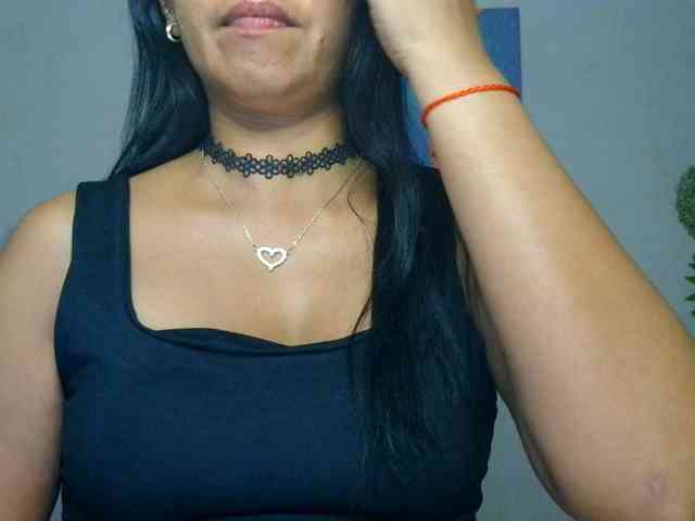 Tina_Jade webcam