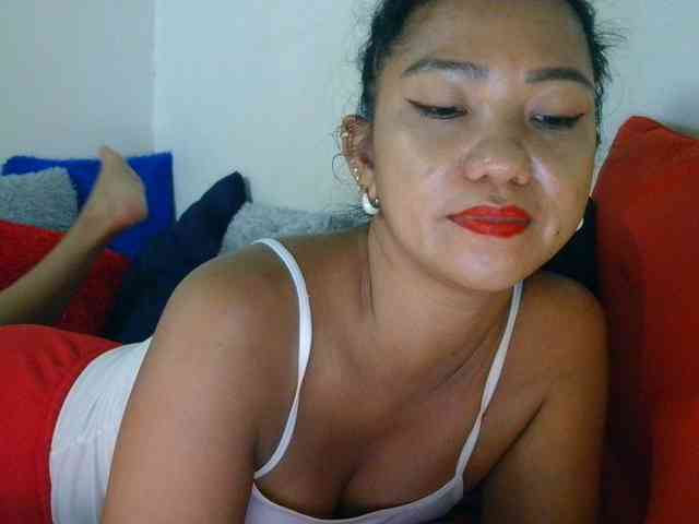 Tina_Jade webcam