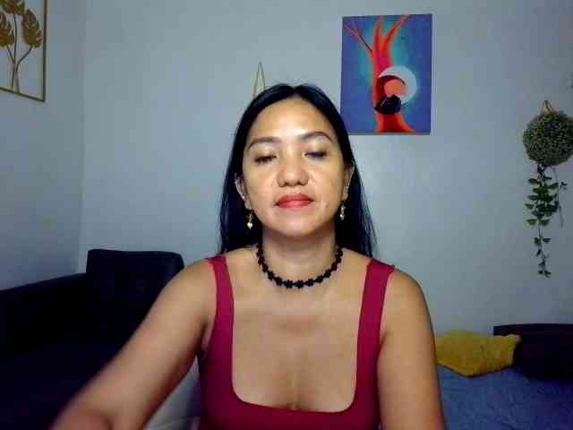Tina_Jade